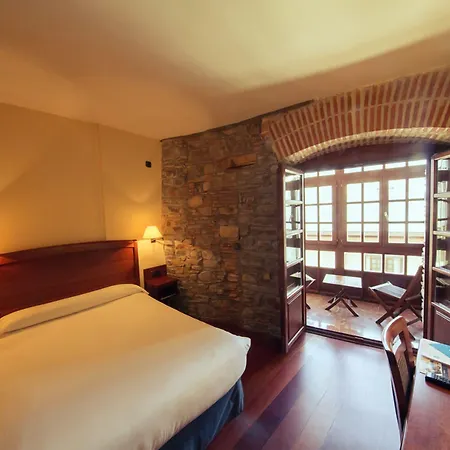 Aroi Bierzo Plaza 3* Ponferrada