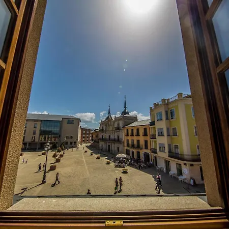 Hotel Aroi Bierzo Plaza 3*