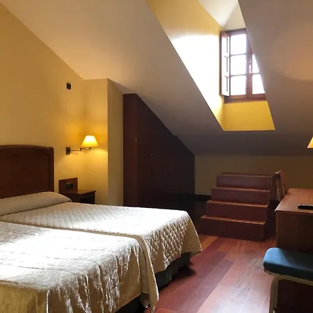 Aroi Bierzo Plaza 3* Ponferrada