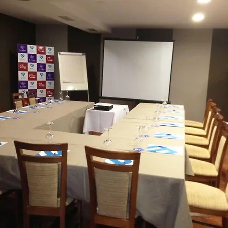 Aroi Bierzo Plaza 3*