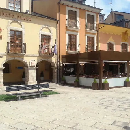 Aroi Bierzo Plaza 3*