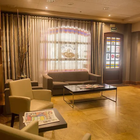 Hotel Aroi Bierzo Plaza 3*