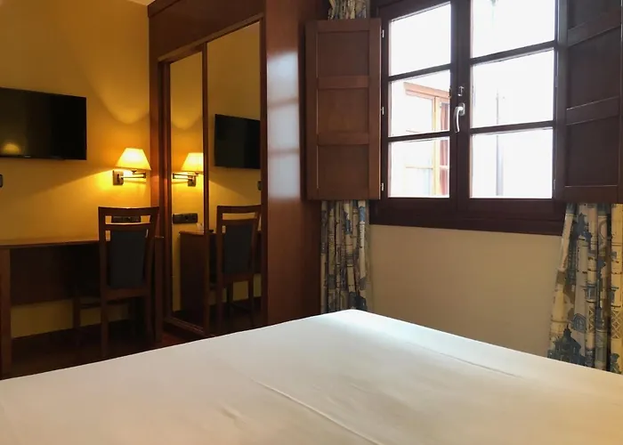 Aroi Bierzo Plaza 폰페라다