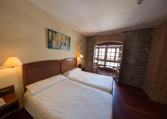 Aroi Bierzo Plaza 3*