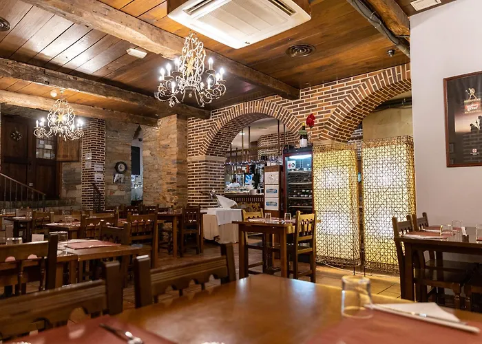 Aroi Bierzo Plaza 3* 폰페라다