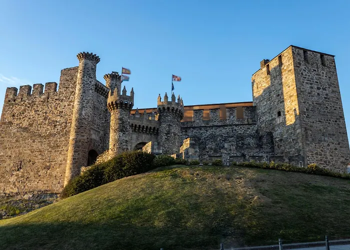 호텔 Aroi Bierzo Plaza 폰페라다