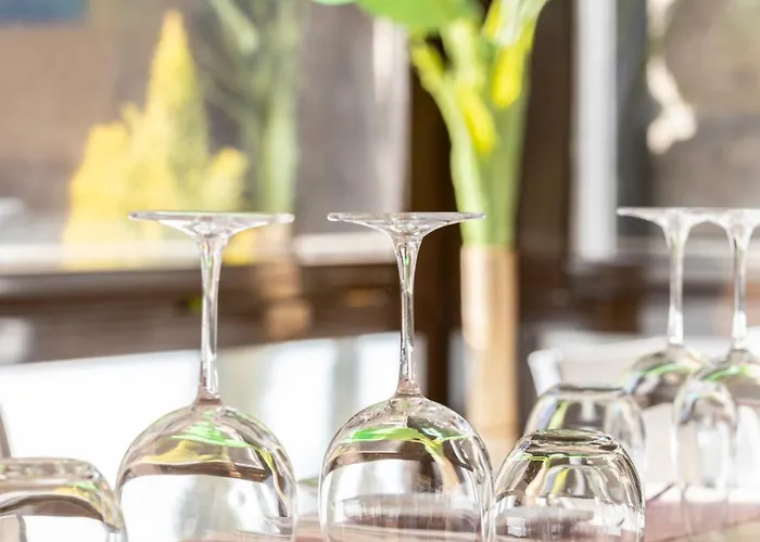 Aroi Bierzo Plaza 호텔