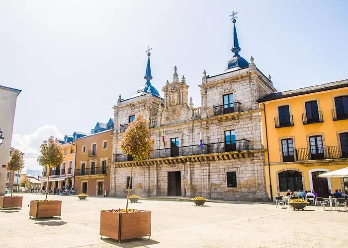 Aroi Bierzo Plaza 3*